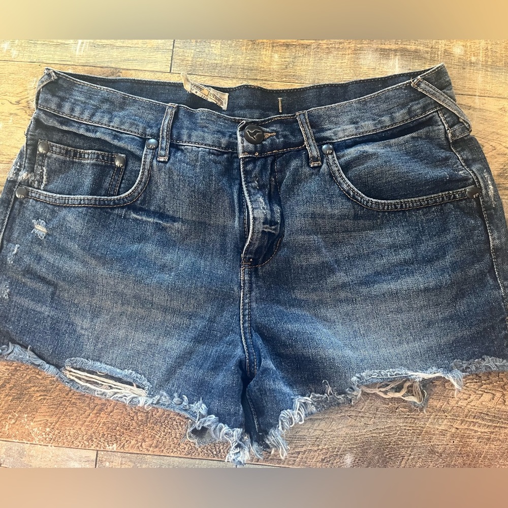 Free People women’s denim shorts